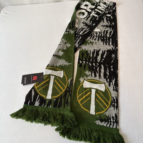 Portland Timbers NWT MLS Scarf Game Day Double Sided Winter Oregon Soccer Fan - Picture 3 of 8